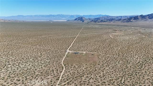 Lucerne Valley, CA 92356,21402 Meander Road