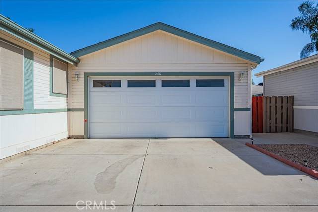 Menifee, CA 92586,27250 Murrieta #266