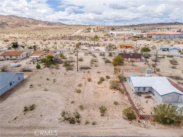 29 Palms, CA 92277,6608 Mojave