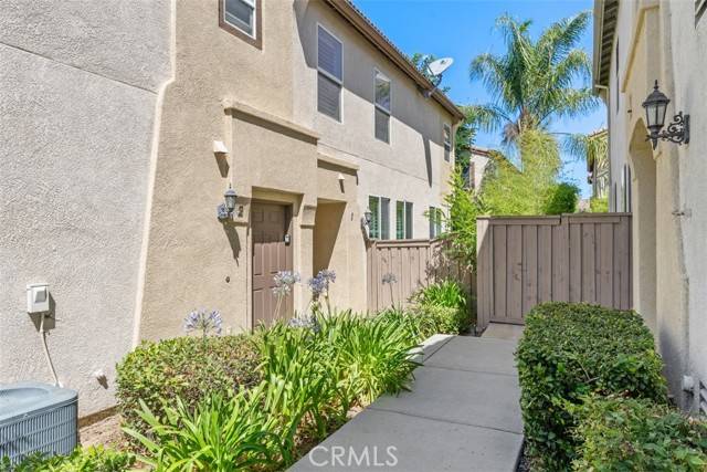 Murrieta, CA 92562,41696 Woodridge Avenue #1