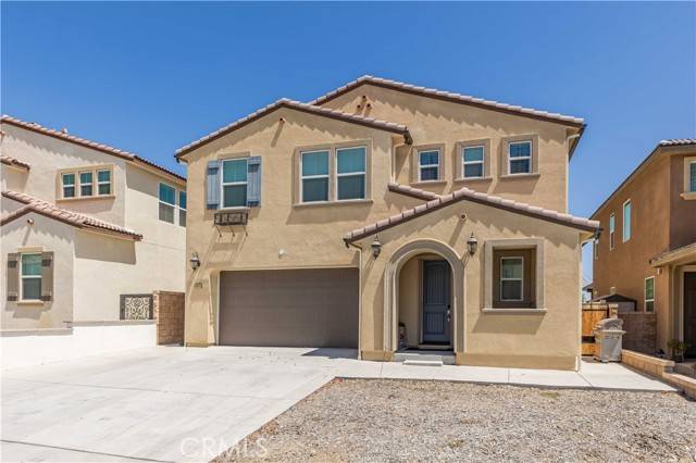 Corona, CA 92883,8904 Harmony Court