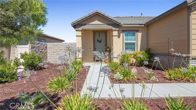 Menifee, CA 92584,26092 Redoak St