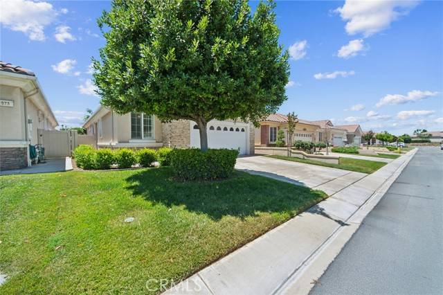 Beaumont, CA 92223,977 Wind Flower Road