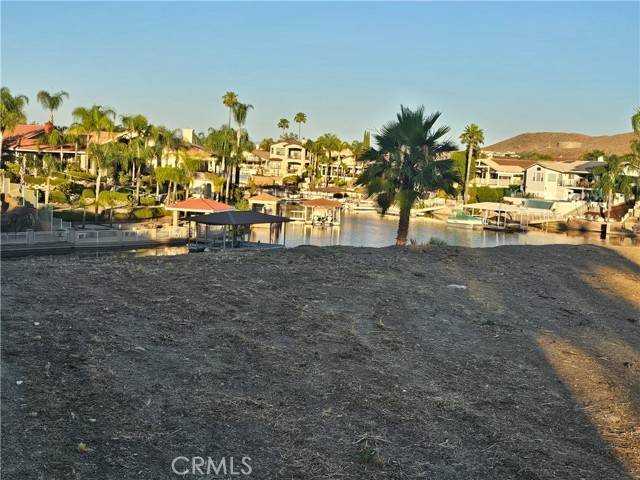 Canyon Lake, CA 92587,30222 Point Marina Dr.