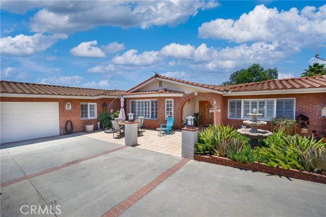 Fallbrook, CA 92028,2501 Via Rancheros Way