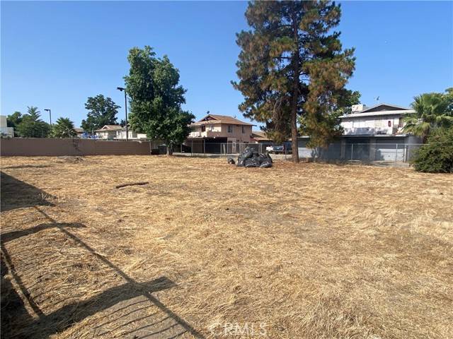 Hemet, CA 92543,607 W Devonshire