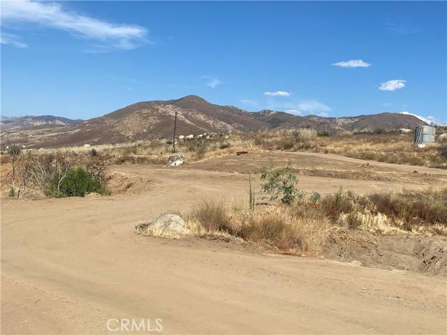 Sage, CA 92544,33500 Oak