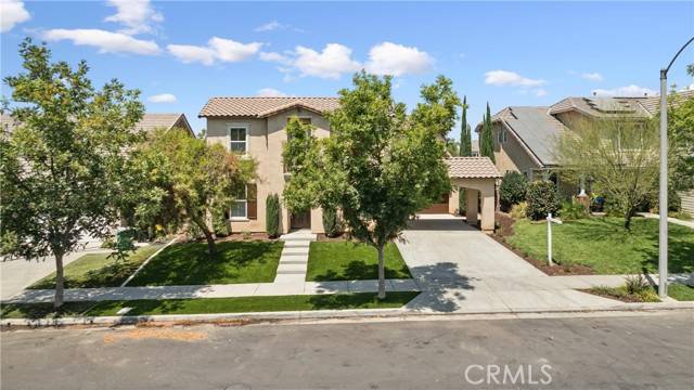 Corona, CA 92883,25210 Noble Canyon Street