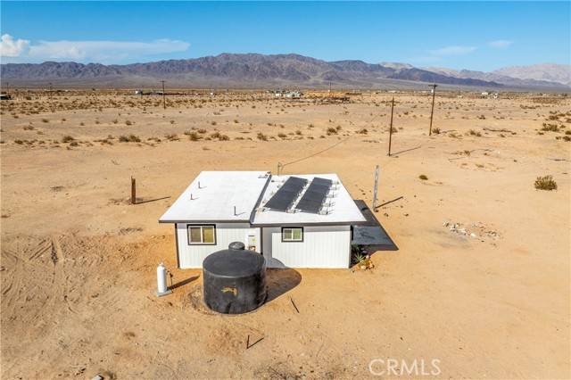 29 Palms, CA 92277,81122 Valle Vista Road