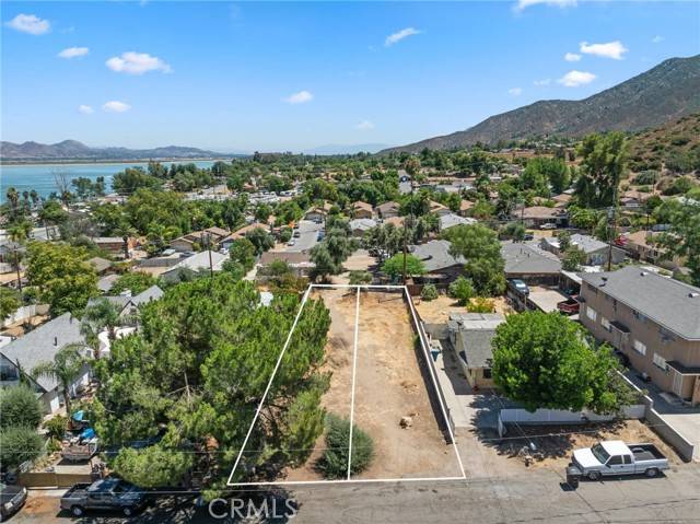 Lake Elsinore, CA 92530,0 Garner