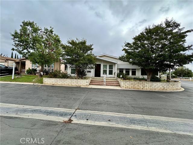 Calimesa, CA 92320,10961 Desert Lawn #100