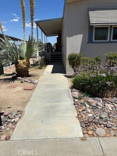 Yucca Valley, CA 92284,54999 Martinez #41