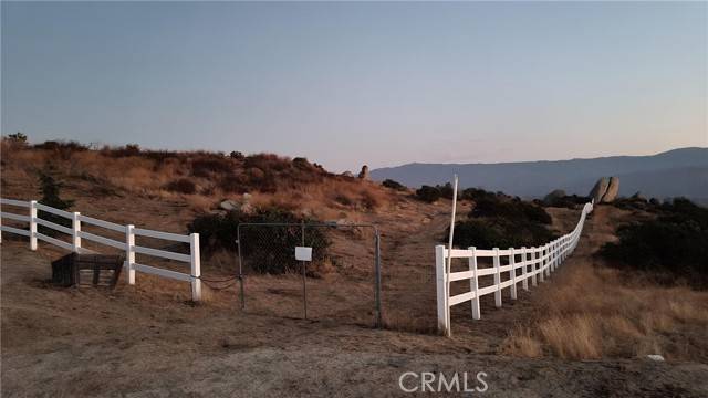 Aguanga, CA 92536,43821 Soaring Hawk