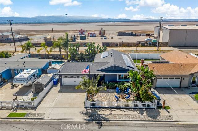 Imperial Beach, CA 91932,735 Iris Avenue