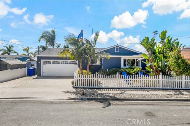 Imperial Beach, CA 91932,735 Iris Avenue