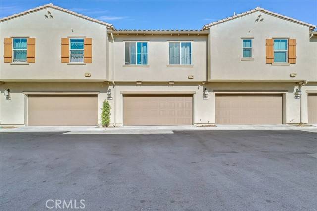 Rialto, CA 92376,945 W Clover Avenue