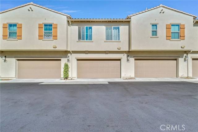 Rialto, CA 92376,945 W Clover Avenue