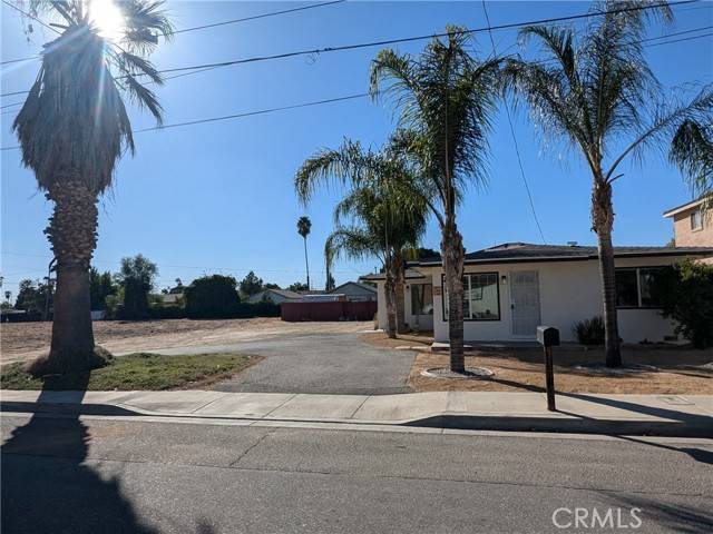 San Jacinto, CA 92583,648 S Pico Avenue