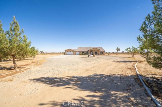 Phelan, CA 92371,13325 Smith Road