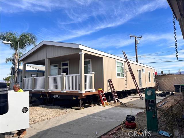 Hemet, CA 92543,1445 W. Florida Ave #8