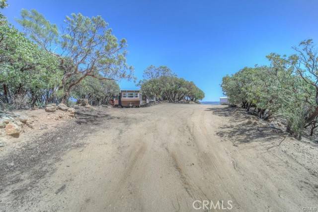 Anza, CA 92539,38450 Western Hills Road