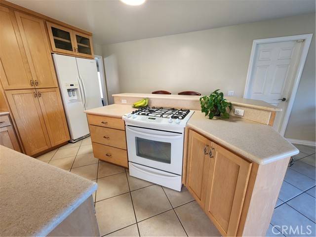 Escondido, CA 92029,3128 Via Solana