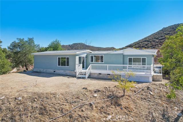 Wildomar, CA 92595,24301 Oak Circle Drive