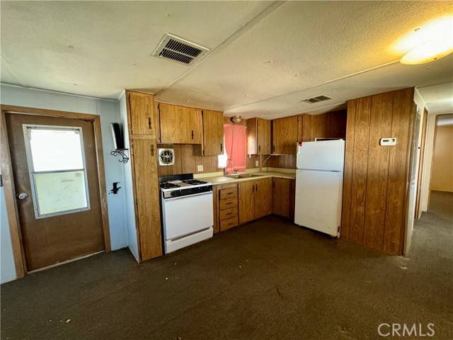 Blythe, CA 92225,2189 Riviera Drive