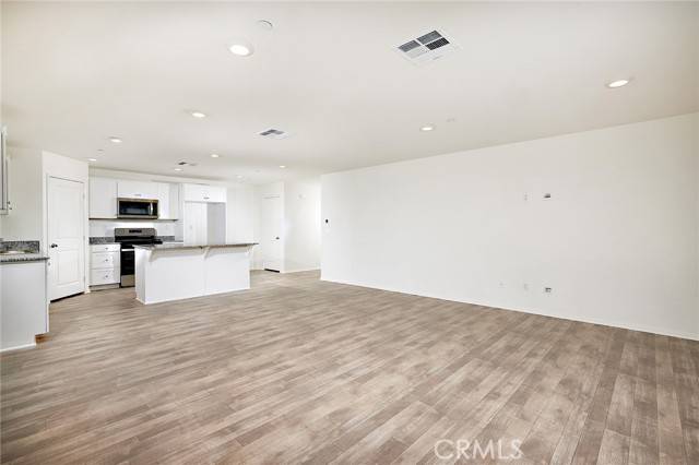 Winchester, CA 92596,28817 Cutlass Street