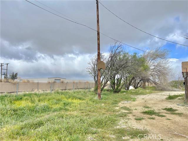 Rosamond, CA 93560,15981 Gaskell Road