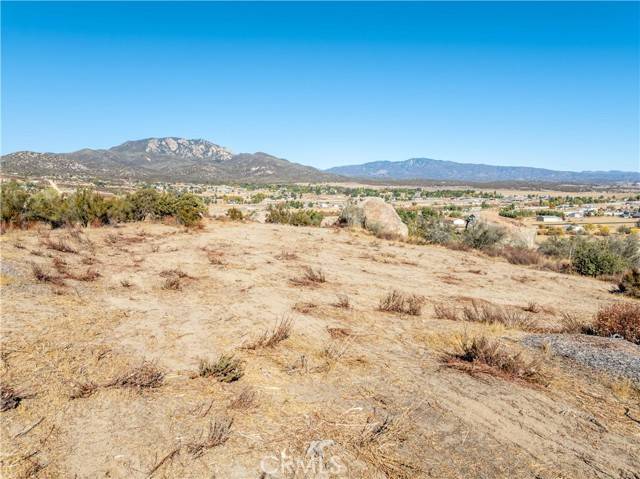 Aguanga, CA 92536,654 Skyview