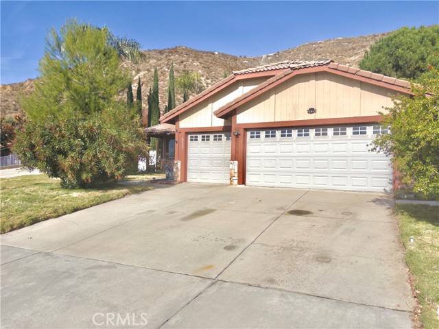 Highland, CA 92346,3722 Palm Crest Drive