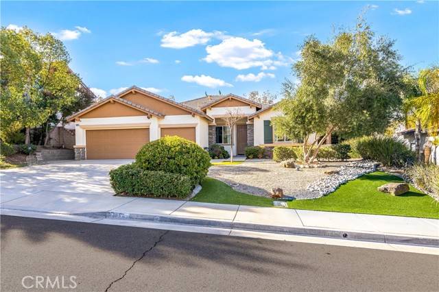 Menifee, CA 92584,31335 Shadow Ridge Drive