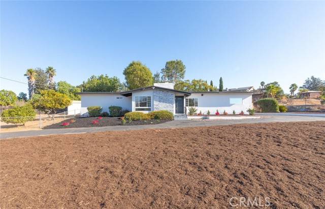 Escondido, CA 92029,1060 Hamilton Lane