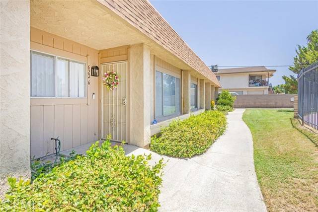 Hemet, CA 92543,622 South Santa Fe Street #6