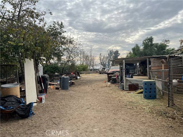 Bloomington, CA 92316,18489 Santa Ana Avenue