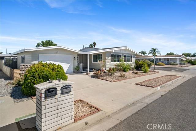 Hemet, CA 92543,992 S Elk Street