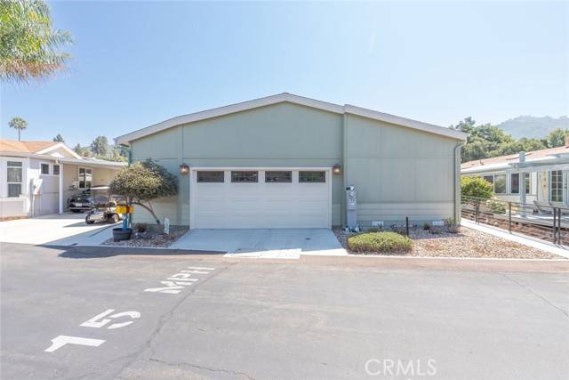 Escondido, CA 92026,8975 Lawrence Welk Drive #59