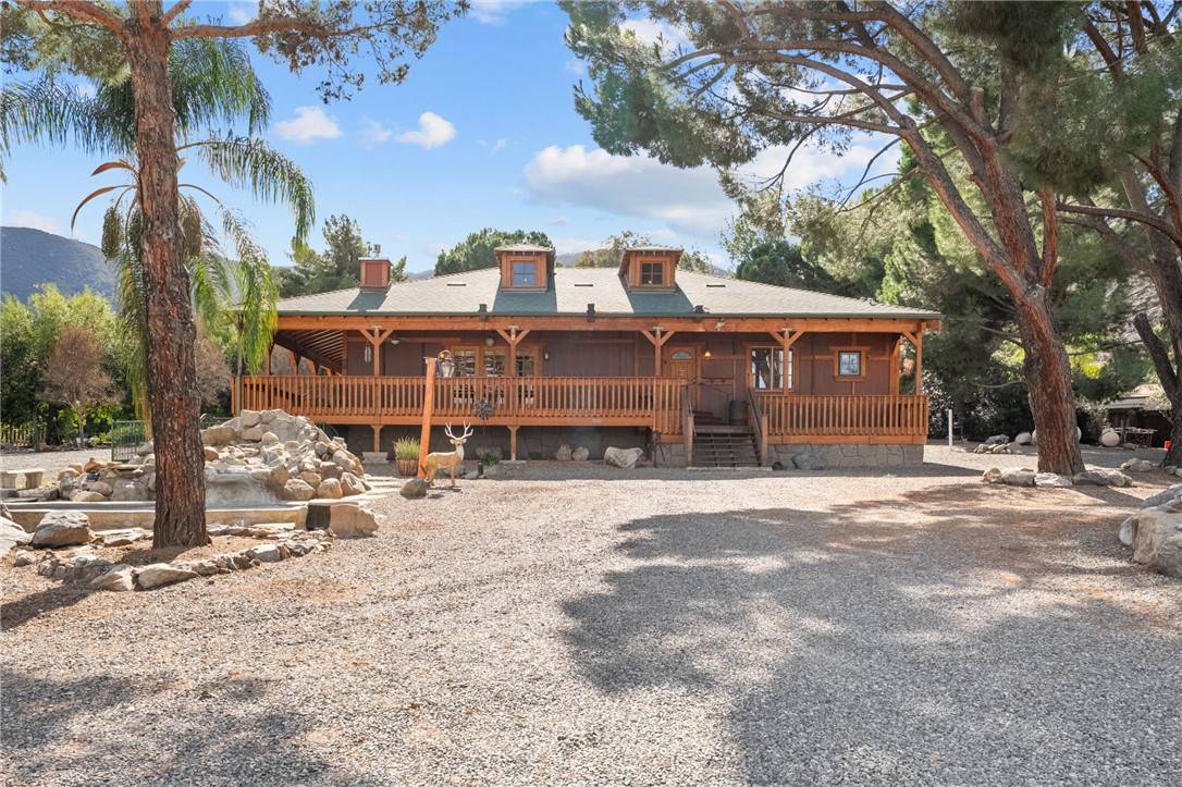 Lake Elsinore, CA 92530,33120 Deeble Entrance Street