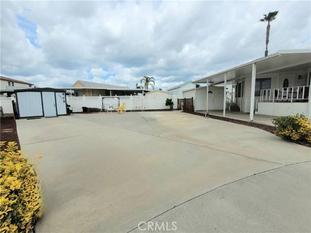 Hemet, CA 92545,1295 S Cawston