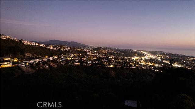 San Clemente, CA 92672,1207 Via La Mesa