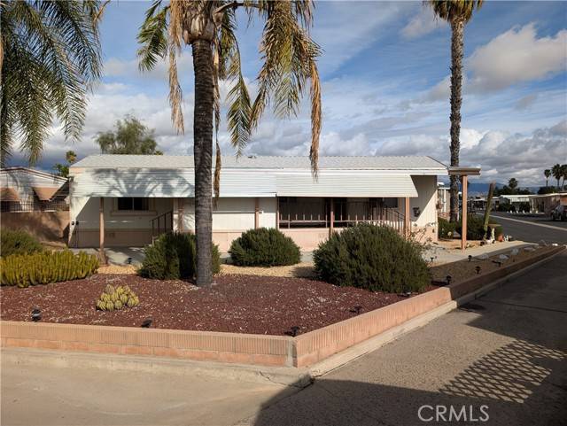 Hemet, CA 92543,332 N Lyon #61