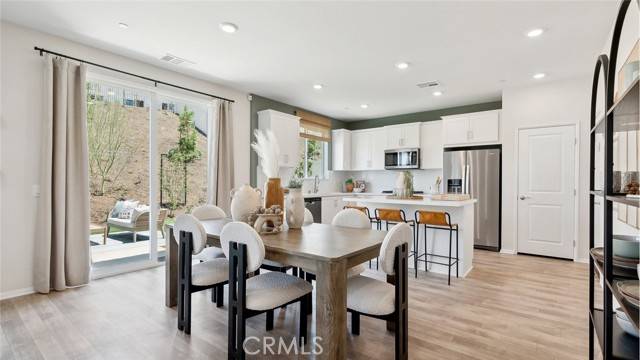 Corona, CA 92883,26258 Moorpark Court