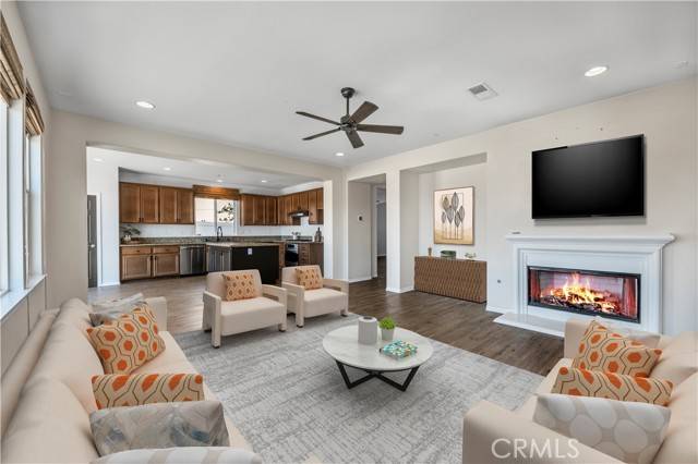 Wildomar, CA 92595,23790 Doheny Circle