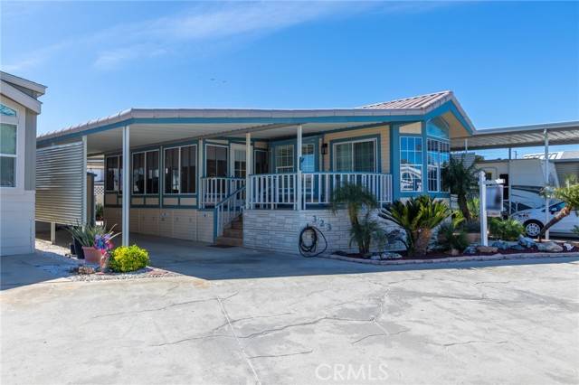 Hemet, CA 92545,1295 S Cawston Avenue #323