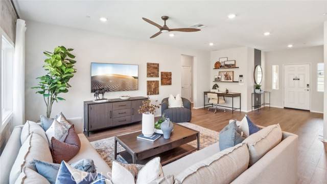 Wildomar, CA 92595,23355 Desert Lily Court