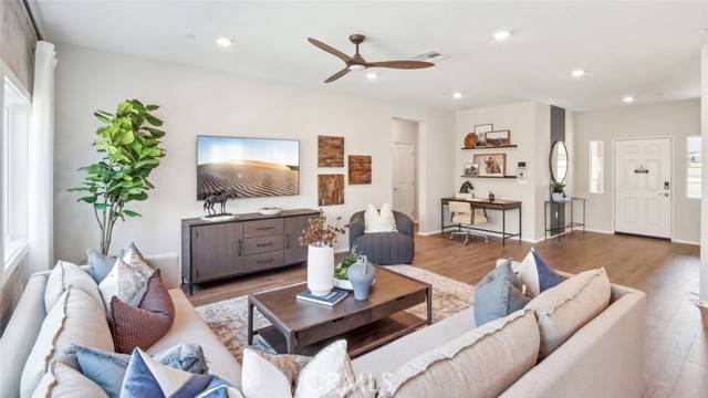 Wildomar, CA 92595,23355 Desert Lily Court
