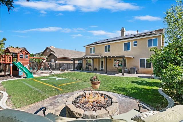 Murrieta, CA 92563,37071 Tree Ridge Drive