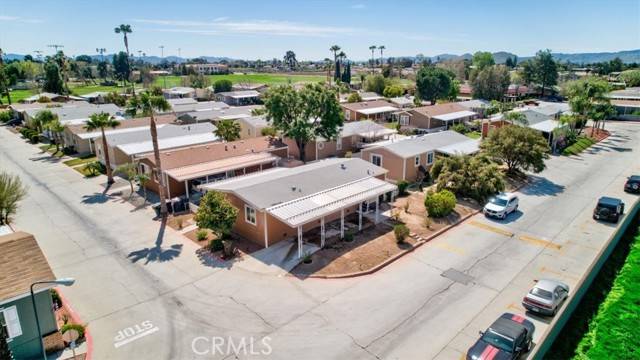 San Jacinto, CA 92582,913 S Grand #90