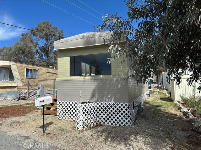 Morongo Valley, CA 92277,51063 29 Palms Hwy #33